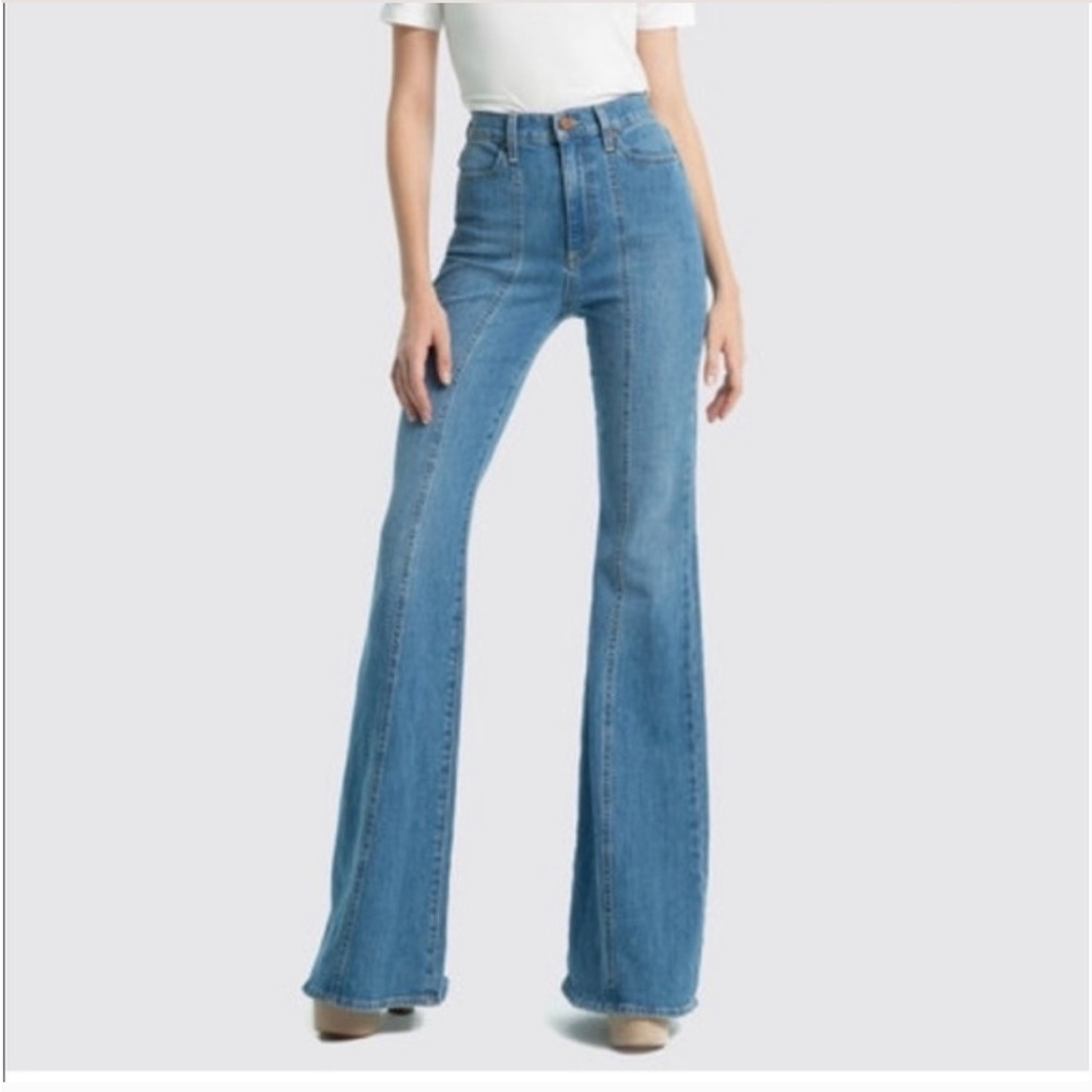 Alice and Olivia seamed Bell “Beautiful “